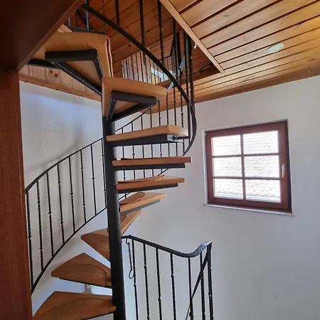 Heppenheim An Der Bergstrasse Whg 5 *